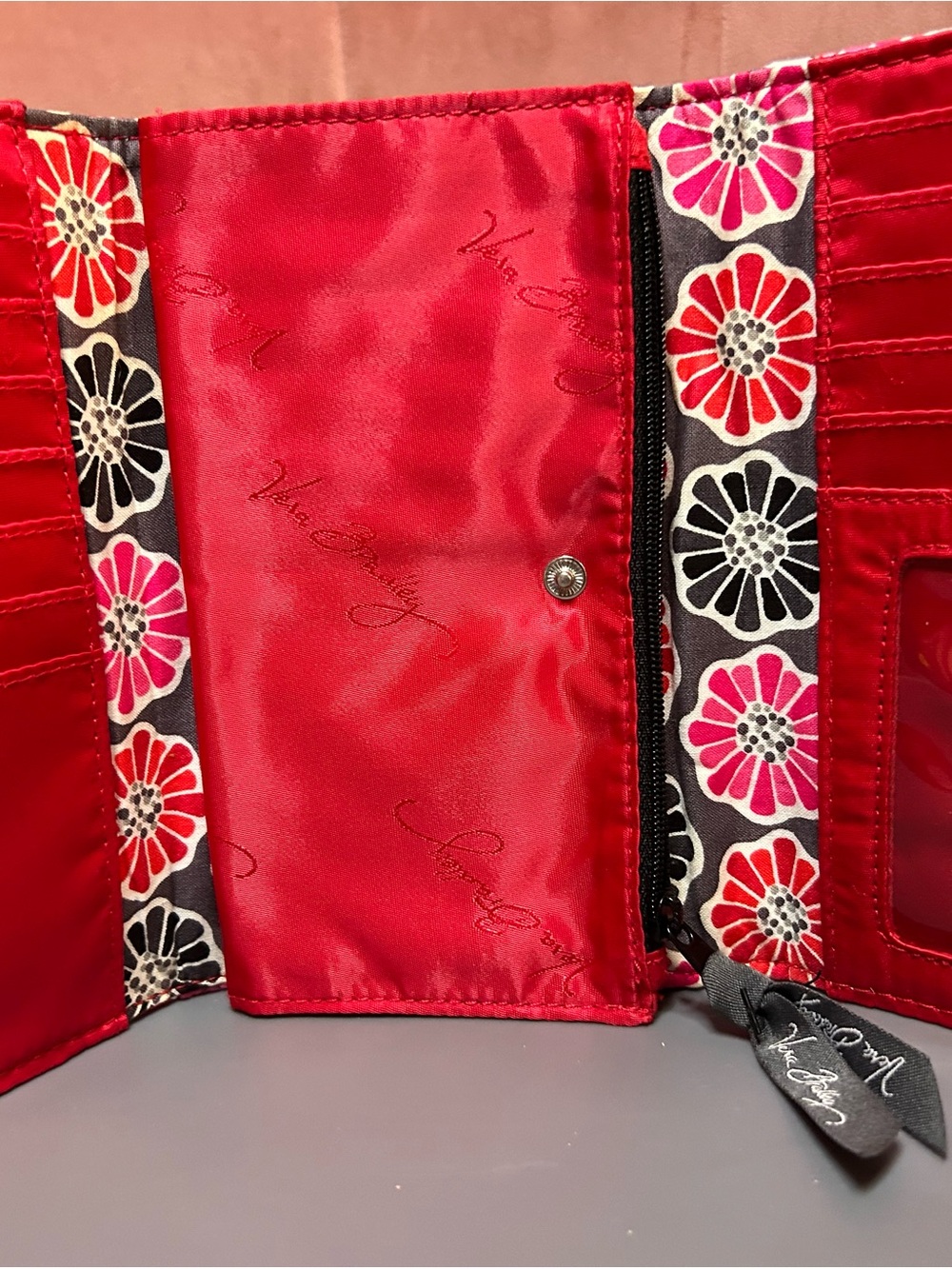 NWOT cherry. 🍒Vera Bradley Floral Quilted Trifold Wallet - Pink & Red - Picture 2 of 12